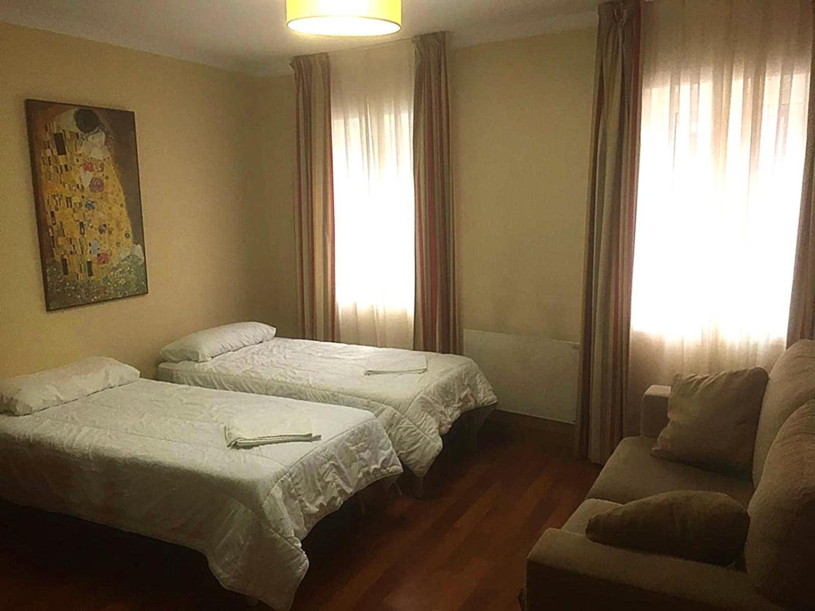 Cabalo Furado Tui Hotel Eksteriør billede
